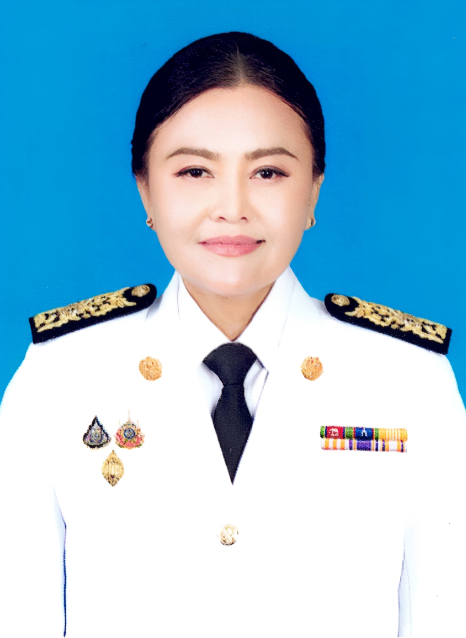 นางนฤมล สัพโส