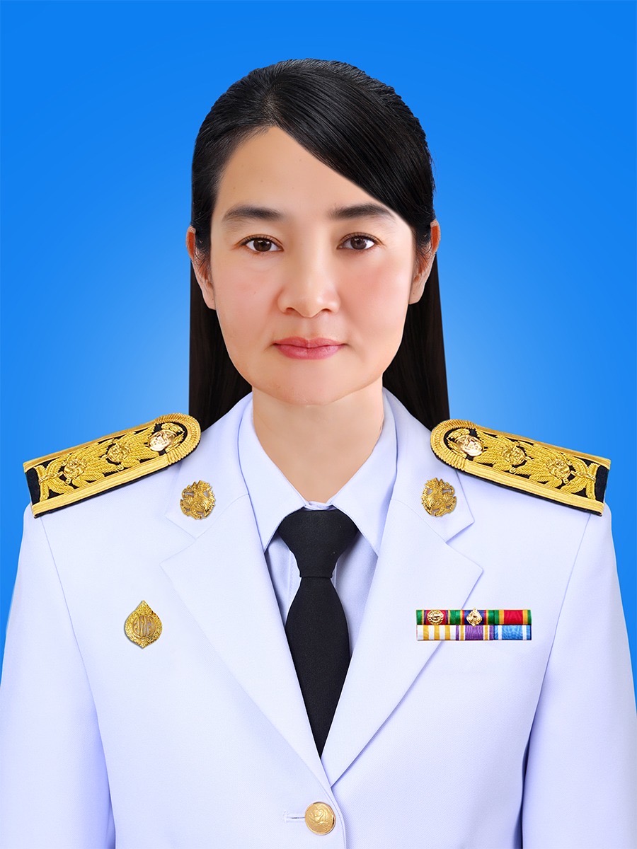 นางสาวนิลัชชา ขุนพินิจ