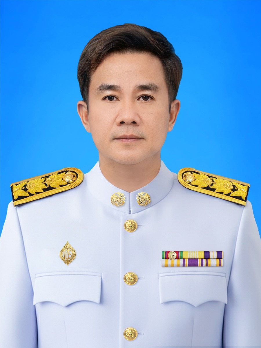 นายศักดา ธงชัย