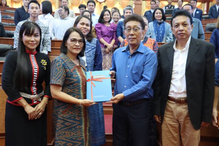 ให้การต้อนรับคณะศึกษาดูงานจากองค์การบริหารส่วนจังหวัดหนองคาย ในโอกาสเข้าศึกษาดูงานเกี่ยวกับการถ่ายโอนภารกิจ รพ.สต. เข้าสู่รั้วองค์การบริหารส่วนจังหวัด