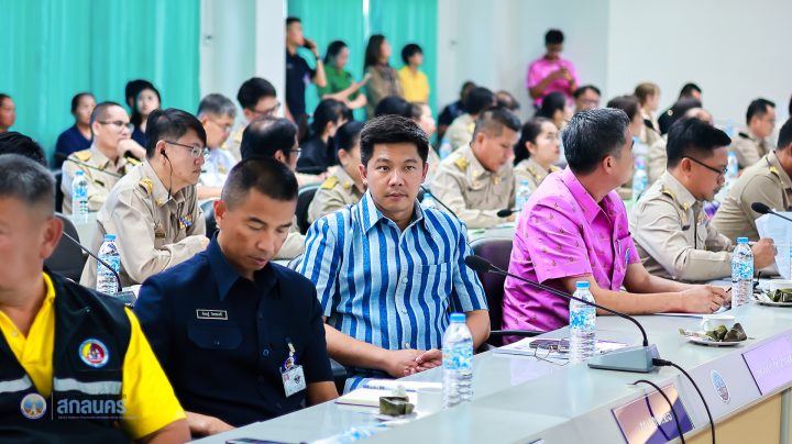 อบจ.สกลนคร ร่วมวงคณะกรมการจังหวัด ขับเคลื่อนนโยบายสำคัญ สู่การพัฒนาสกลนครอย่างยั่งยืน
