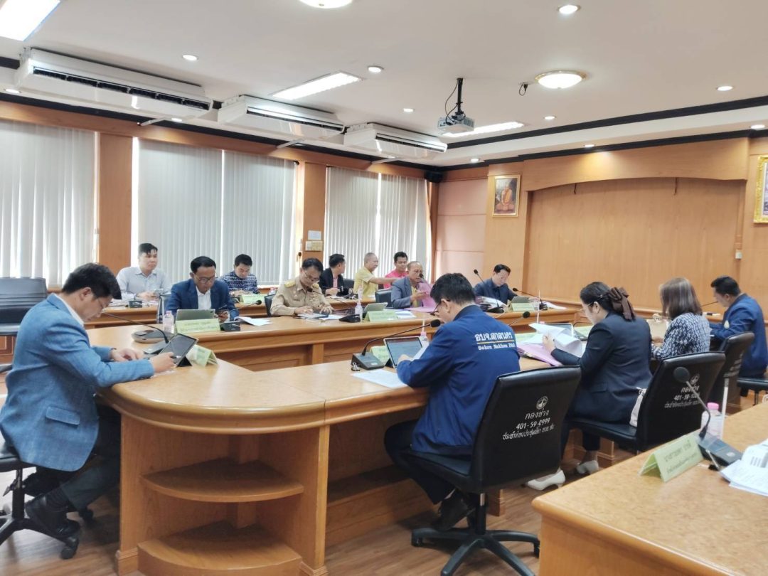 อบจ.สกลนคร จัดประชุมพิจารณาเลื่อนเงินเดือนข้าราชการครูและบุคลากรทางการศึกษา ประจำปีงบประมาณ พ.ศ. 2568