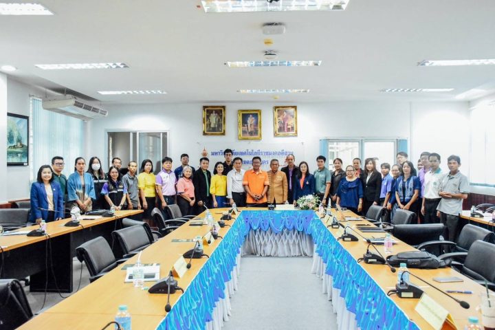 อบจ.สกลนคร ร่วมประชุมความร่วมมือ “โครงการส่งเสริมการเลี้ยงสัตว์เศรษฐกิจด้วยแมลงโปรตีน BSF”