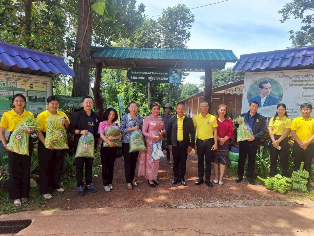 อบจ.สกลนคร ลงพื้นที่ติดตามและประเมินผลโครงการจ้างครูผู้ดูแลเด็กและครูสาระวิชา