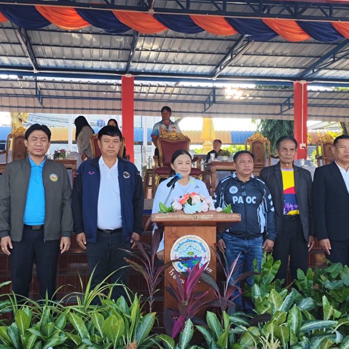 อบจ.สกลนคร เปิดกิจกรรมกีฬาห่างไกลยาเสพติด โรงเรียนมัธยมวาริชภูมิ