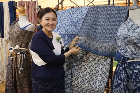 อบจ.สกลนคร ร่วมพิธีเปิดงาน “รวมใจไทกะเลิงและชนเผ่า” อำเภอกุดบาก ประจำปี 2569 สืบสานวัฒนธรรมท้องถิ่น