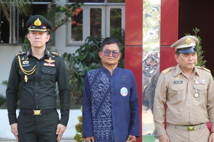 อบจ.สกลนคร ร่วมพิธีปล่อยแถวป้องกันปราบปรามอาชญากรรม รักษาความสงบเรียบร้อยและอำนวยความสะดวกด้านการจราจร