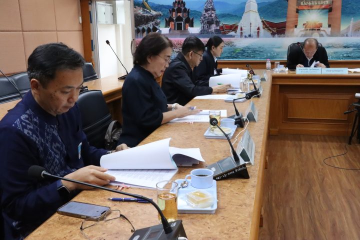 อบจ.สกลนคร เข้าร่วมการประชุมพิจารณา ดำเนินการสรรหาบุคคล มาดำรงตำแหน่งประเภทวิชาการ ในตำแหน่งนักวิชาการสาธารณสุขปฏิบัติการ/ชำนาญการ (ว่าง) จำนวน 56 อัตรา