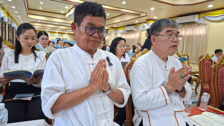 อบจ.สกลนคร ร่วมโครงการเข้าวัดปฏิบัติธรรม สวดมนต์ทำวัตรเย็น เจริญจิตภาวนาทุกวันพระ ประจำปี พ.ศ. 2569
